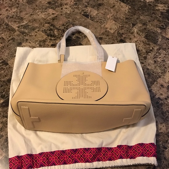 Tory burch tote - Picture 7 of 8